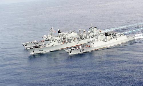 Tàu chiến Trung Quốc trong một đợt diễn tập ở biển Đông - Ảnh: Timawa.net
