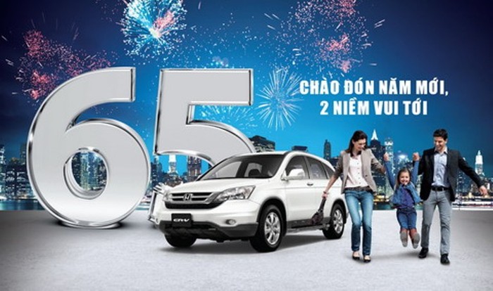 2. Honda CRV: Honda Việt Nam cho biết sẽ triển khai chương trình khuyến mại mới chào đòn năm mới 2013. Theo đó, Honda sẽ tặng sổ tiết kiệm do ngân hàng HD Bank phát hành cho khách hàng mua xe Honda CR-V (số lượng có hạn) tại các đại lý ô tô Honda trong khoảng thời gian từ 15/11 đến hết 31/12/2012. (Nguồn VnMedia)