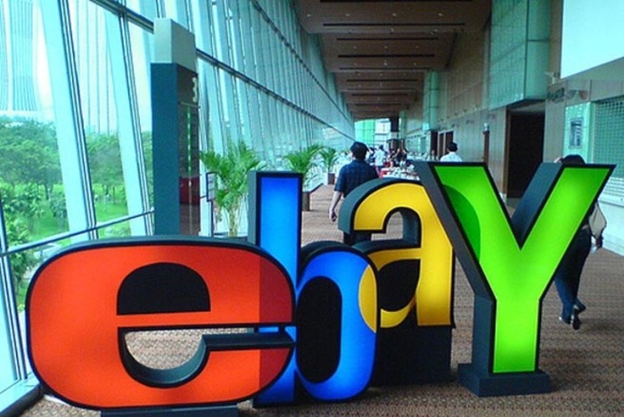 10. eBay Inc Mã chứng khoán: EBAY Giá mục tiêu: 50 USD Tăng trưởng thu nhập trên cổ phiếu trong 3 năm: +15,3% Các mảng kinh doanh: Phần mềm và dịch vụ Internet Lý do được chọn: Các chuyên gia phân tích của Citi đánh giá cao eBay, mạng thương mại điện tử hàng đầu thế giới.