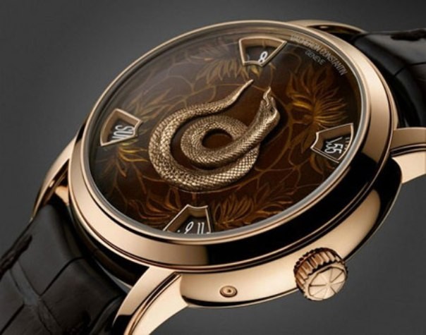 Với tên gọi Huyền thoại Cung hoàng đạo Trung Hoa, đồng hồ Rắn có hai bản sử dụng vỏ 40mm bằng vàng màu hồng và vỏ platinum. Mỗi bản chỉ sản xuất 12 chiếc.