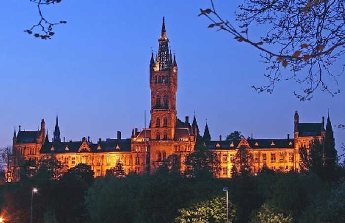 3. Đại học Glasgow - Xếp hạng chất lượng: 17 Giá thuê nhà: 70,73 Bảng/tuần Học phí: 6.750 Bảng/năm