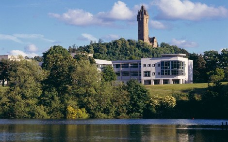 Đại học Stirling là một trong những trường danh tiếng, hiện đại tại xứ Scotland và đóng vai trò quan trọng trong ngành giáo dục bậc cao của Anh.