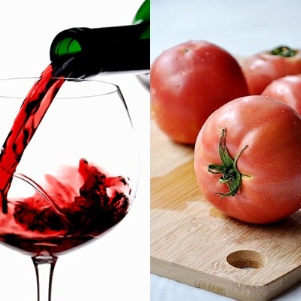 5. Cà chua kỵ rượu: Cà chua chứa acid tannic, có thể hình thành chất khó tiêu trong dạ dày, gây tắc nghẽn đường ruột.