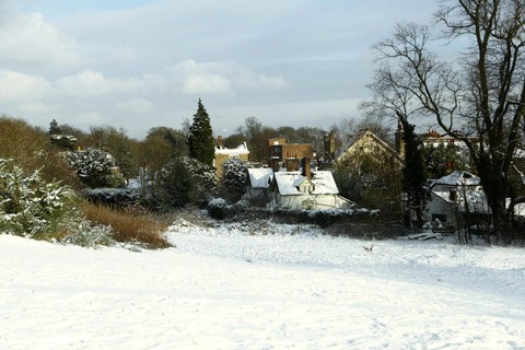 Ngôi làng trong tuyết.