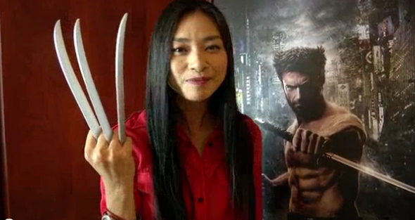 Ngô Thanh Vân với bàn tay sắt đặc biệt của người sói Wolverine.