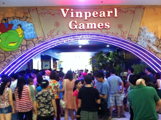Khu Vinpearl Games với gần 300 máy.