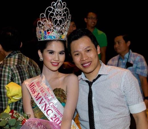 Ngọc Trinh và ông bầu Vũ Khắc Tiệp trong ngày đăng quang cuộc thi Hoa hậu người Việt hoàn cầu tại Mỹ.