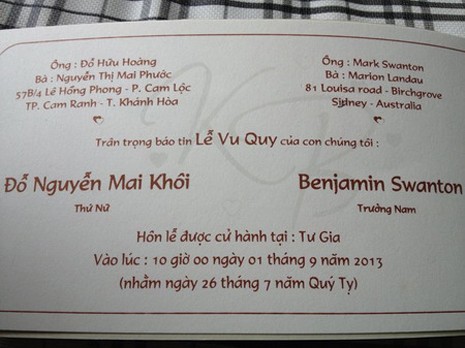 Thiệp cưới của ca sĩ Mai Khôi.