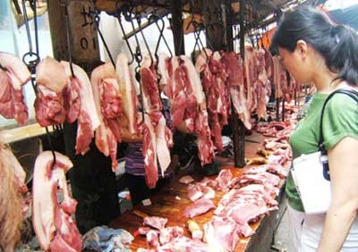 Thịt lợn nhiễm chất tạo nạc là nguyên nhân gây biến đổi giới tính.
