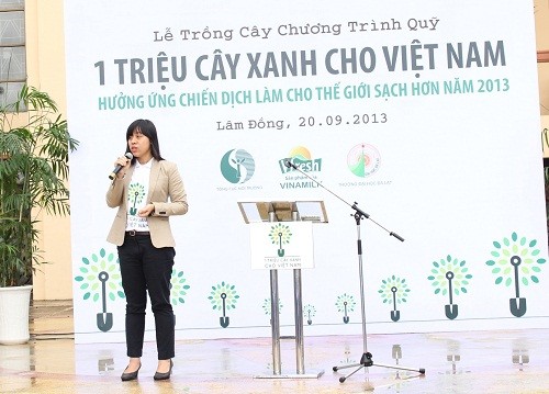 Bà Nguyễn Hữu Ngọc Trân – Giám đốc Điều hành Marketing, Công ty Cổ phần Sữa Việt Nam – Vinamilk phát biểu tại chương trình.