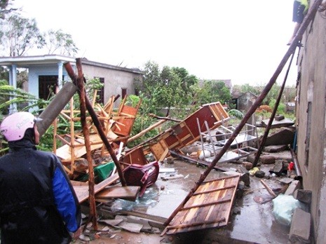 Bão số 10 gây thiệt hại nặng tại Quảng Bình.