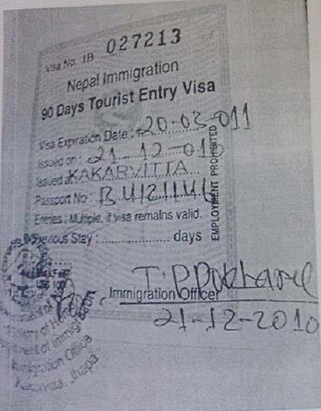 Theo nội dung trong giải trình, Huyền Chip cho biết, cô bị ốm nên phải xin gia hạn visa tại Nepal.
