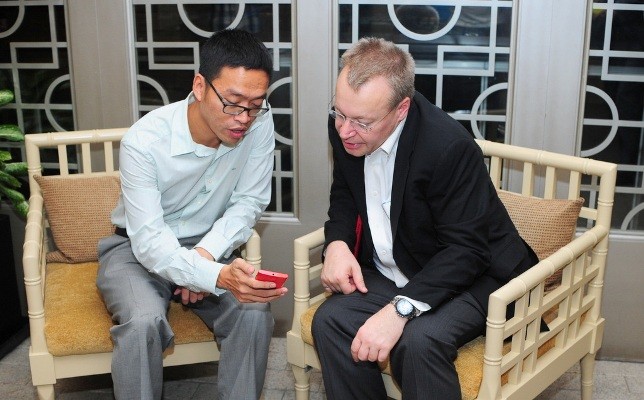 Cuộc gặp thân mật giữa CEO công ty số 1 Việt Nam về nội dung số và Phó chủ tịch Nokia – Stephen Elop.