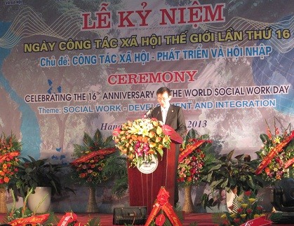 PGS. TS Nguyễn Văn Minh, Hiệu trưởng trường Đại học Sư phạm Hà Nội phát biểu trong buổi lễ.