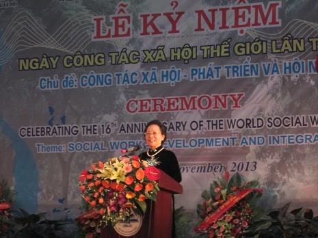 Phó Chủ tịch nước Nguyễn Thị Doan phát biểu tại buổi lễ.