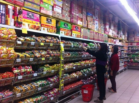 Việt Nam tiêu thụ 5,1 tỷ gói mì tôm trong năm 2012 (Ảnh: Phạm Liễu)