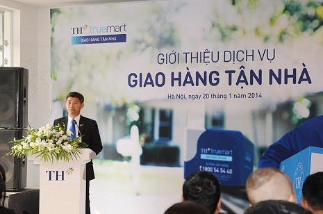Ông Nguyễn Quang Phi Tín - Giám đốc bán hàng toàn quốc tập đoàn TH phát biểu.