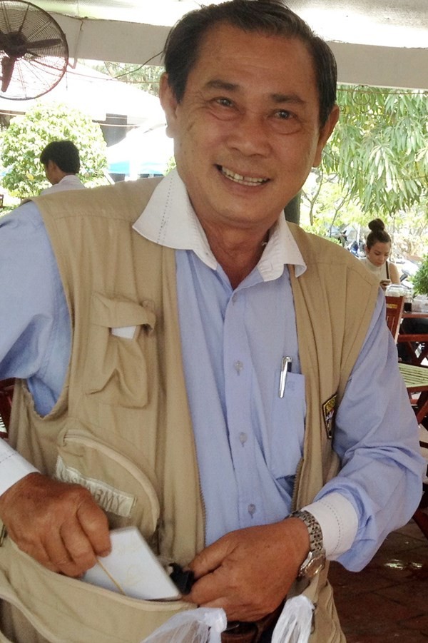 Ông Trần Trinh Đức từng chạy xe ôm kiếm sống, nay có việc làm ổn định.