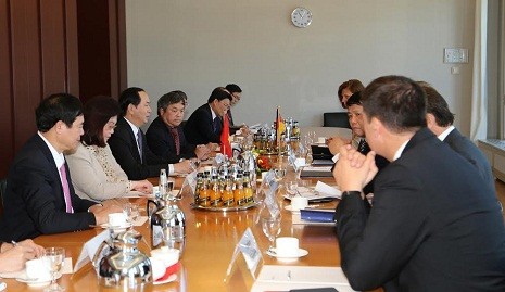 Đoàn đại biểu cấp cao Bộ Công an Việt Nam hội đàm với Đoàn đại biểu cấp cao Bộ Nội vụ Cộng hòa Liên bang Đức.