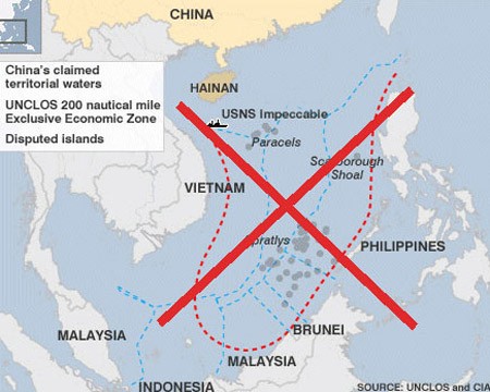 Không chỉ có đường 9 đoạn, mới đây Trung Quốc còn trưng ra bản đồ dọc có đường 10 đoạn bao trọn biển Đông. Luận điệu này không chỉ bị các nước có liên quan phản đối, mà cộng động quốc tế cũng không đồng tình.