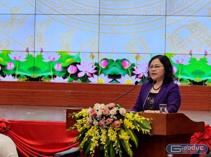 Thứ trưởng Ngô Thị Minh phát biểu tại hội thảo (Ảnh: Phạm Linh)