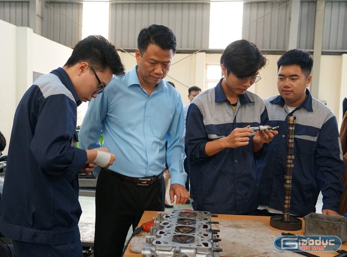Tầm nhìn đến năm 2045, giáo dục nghề nghiệp của tỉnh Quảng Ninh sẽ đáp ứng nhu cầu nhân lực có kỹ năng nghề cao của một tỉnh phát triển (Ảnh minh hoạ: Phạm Linh)