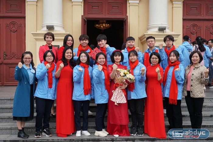 Học sinh Hải Phòng bày tỏ quyết tâm tiếp tục đạt thành tích cao trong kỳ thi cấp quốc gia (Ảnh: Phạm Linh)