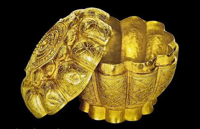 Hình ảnh số hóa hộp vàng Ngọa Vân - một biểu tượng của Phật giáo Trúc Lâm, đã được công nhận là Bảo vật quốc gia (Hình ảnh 3D)