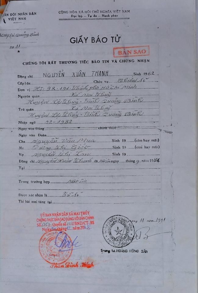 Giấy bảo tử của Nguyễn Xuân Thanh gửi về quê nhà từ năm 1991.