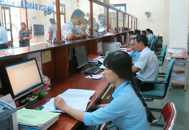 Trung tâm giao dịch một cửa thành phố Đồng Hới (Quảng Bình), một trung 7 trung tâm được Dự án dân chấm điểm cán bộ (M - Score) chọn làm nơi khảo sát.