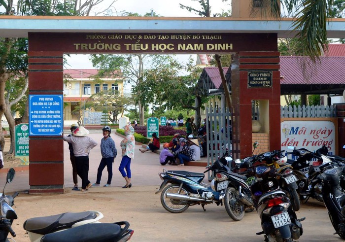 Trường Tiểu học Nam Dinh, nơi bà Thuyết làm Hiệu trưởng và bị kỷ luật vì liên quan đến lạm thu.