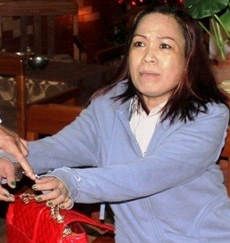 Nguyễn Thị Thanh Hương bị bắt quả tang nhận tiền hối lộ
