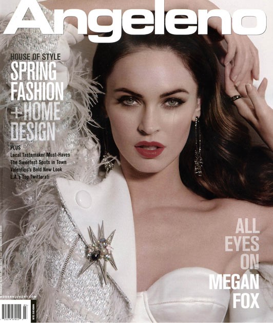 Trong một bức hình chụp mới đây nhất trên trang bìa của tạp chí Angeleno, Megan Fox trông vô cùng quyến rũ, đến nỗi mà … “mọi con mắt phải đổ dồn về phía cô”.