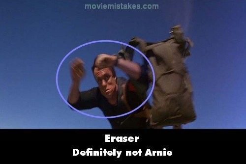 Phim Eraser, diễn viên đóng thế Arnie ở cảnh nhảy từ máy bay xuống