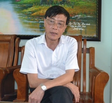 ông Lương Hữu Hồng, Hiệu trưởng trường THPT Đông Sơn I