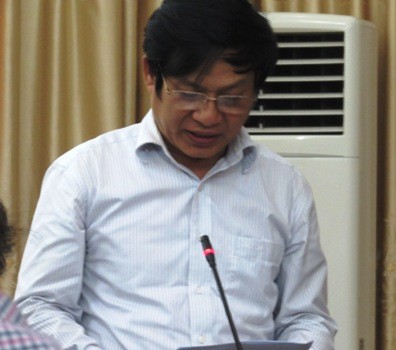 Ông Hoàng Tiến Hiện - Đại diện sở GD&amp;ĐT Thanh Hóa trình bày vụ việc tại cuộc họp báo hôm 10/7 vừa qua