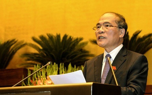Chủ tịch Quốc hội Nguyễn Sinh Hùng (ảnh: Vneconomy)