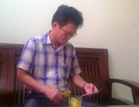 Ông Bùi Nguyên Tiến, Hiệu trưởng trường THPT Nguyễn Trãi (ảnh: ĐỨC THIỆN)