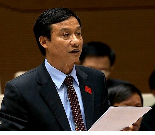 Đại biểu Quốc hội Bùi Văn Xuyền (ảnh: Vnexpress.net).