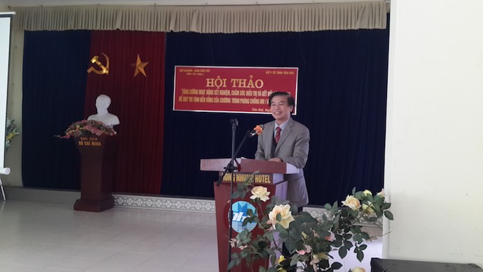PGS.TS Bùi Đức Dương, Phó Cục trưởng Cục Phòng, chống HIV/AIDS phát biểu chỉ đạo tại hội thảo.