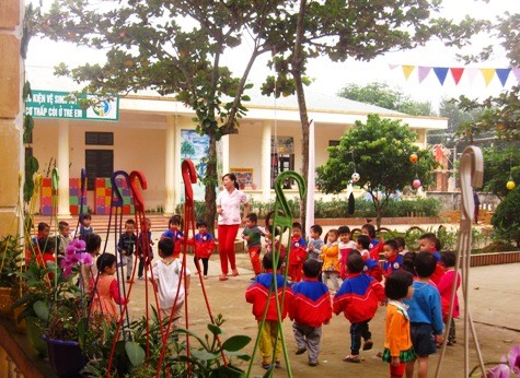 Một góc xuân tại trường mầm non Phúc Trạch, Hương Khê (ảnh: Lê Văn Vị).