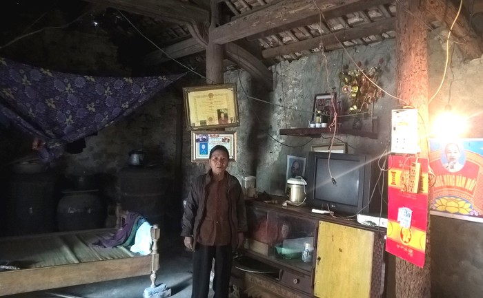 Bà Lê Thị Lũy (73 tuổi, trú tại phố 7, phường Đông Cương, TP. Thanh Hóa), một trong những hộ dân trong diện đền bù của dự án. Ảnh: QUỐC TOẢN.