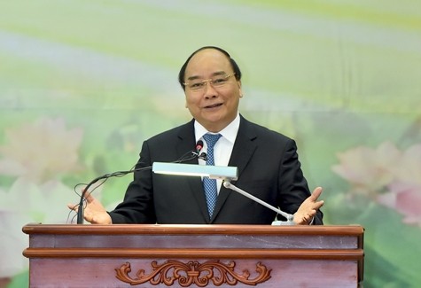 Thủ tướng Nguyễn Xuân Phúc dự, phát biểu tại Hội nghị tổng kết công tác năm 2016 và triển khai kế hoạch năm 2017 của Viện Hàn lâm Khoa học và Công nghệ Việt Nam. Ảnh của Văn phòng Chính phủ.