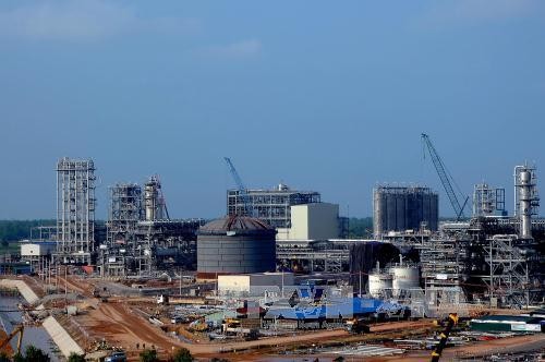 Trước đó, với dự án lọc hoá dầu Nghi Sơn, Thanh Hoá đã trở thành địa phương thu hút nhiều vốn FDI nhất cả nước (6 tháng đầu năm 2013), chiếm 26,9%. Ảnh tư liệu đăng trên Báo Tin tức.