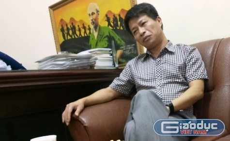 Ông Nguyễn Thế Mỹ, Hiệu trưởng Trường trung học cơ sở Vân Nội vừa bị kỷ luật khiển trách. Ảnh: Xuân Quang.