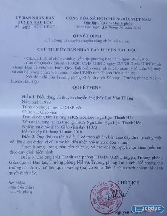 Quyết định điều động, thuyên chuyển thầy Lại Văn Thăng về trường trung học cơ sở Ngư Lộc. Ảnh của THANH MINH.