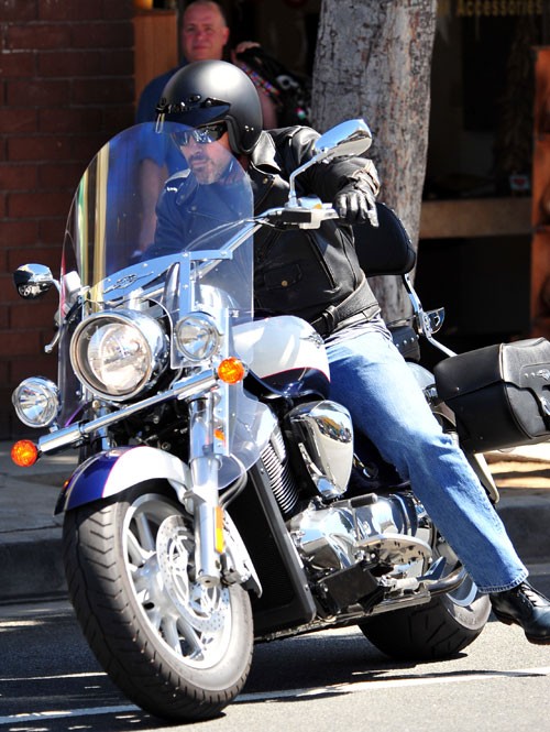 Một fan khác của Harley Davidson - diễn viên Matt LeBlanc.