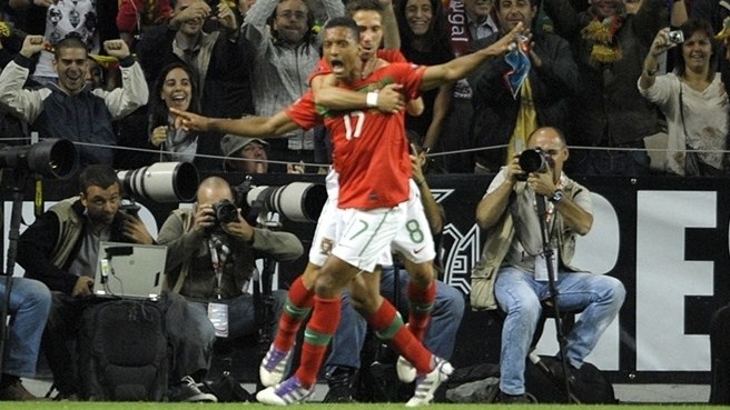 Bồ Đào Nha giữ vững ngôi nhất bảng H sau chiến thắng 5-3 trước Iceland.