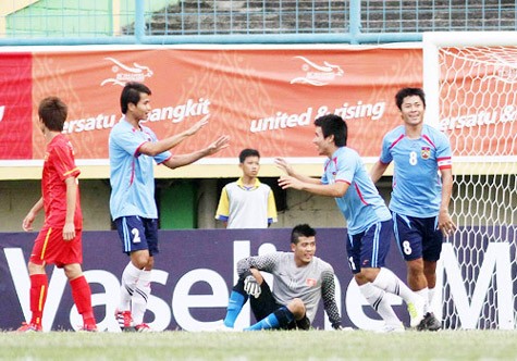 U23 Lào ghi bàn rất sớm. Ảnh: TNO