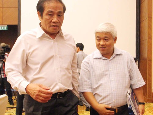 Chủ tịch VFF Nguyễn Trọng Hỷ và bầu Kiên.